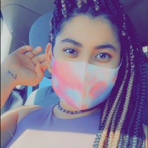 Meet your Posher, Mairim